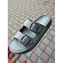 Pienn yumuşak taban Ortopedik çift tokalı kadın terlik gümüş