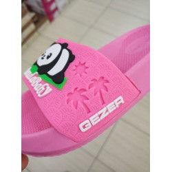 Gezer panda detaylı suya dayanıklı kız çocuk terlik pembe