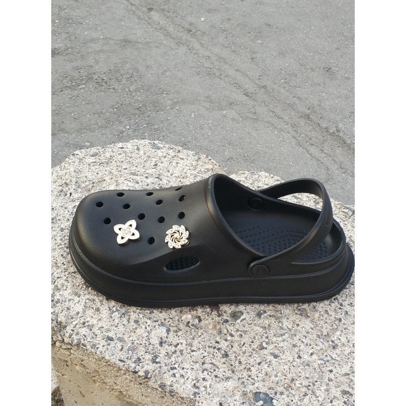 Enova suya dayanıklı burnu kapalı kadın terlik siyah j