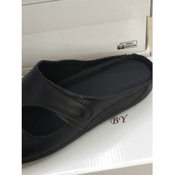 Deri hafif dolgu topuk anne terliği siyah