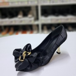 Nehir zincirli kumaş fiyonk detaylı topuklu stiletto siyah