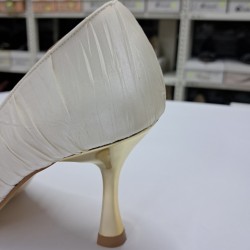 Nehir zincirli kumaş fiyonk detaylı topuklu stiletto krem