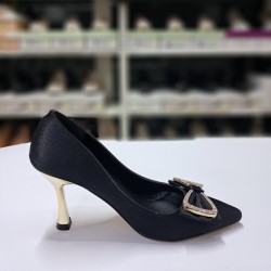Nehir fiyonklu topuklu stiletto siyah