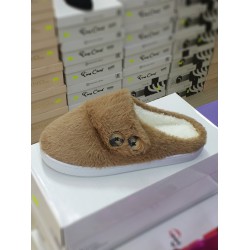 Düğme detaylı pofuduk kadın terlik kahve