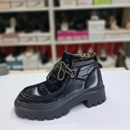 Paris paraşüt kumaş kadın bot siyah