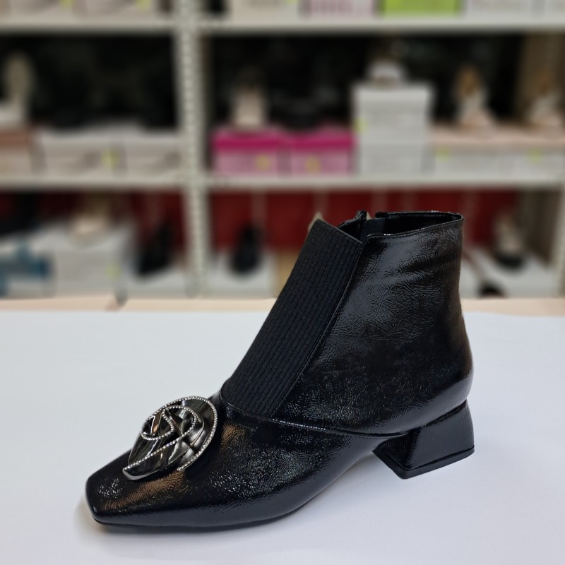 Paris gül detaylı rugan kadın topuklu bot