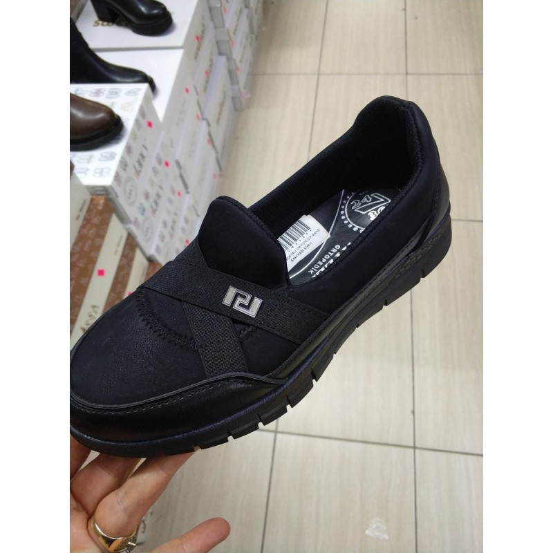 Ayzen çapraz detaylı ortopedik anne ayakkabı siyah