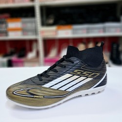 Sportaç çoraplı erkek halısaha ayakkabı siyah-gold