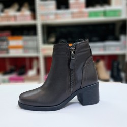 Ayakdaş fermuarlı kadın topuklu bot kahverengi