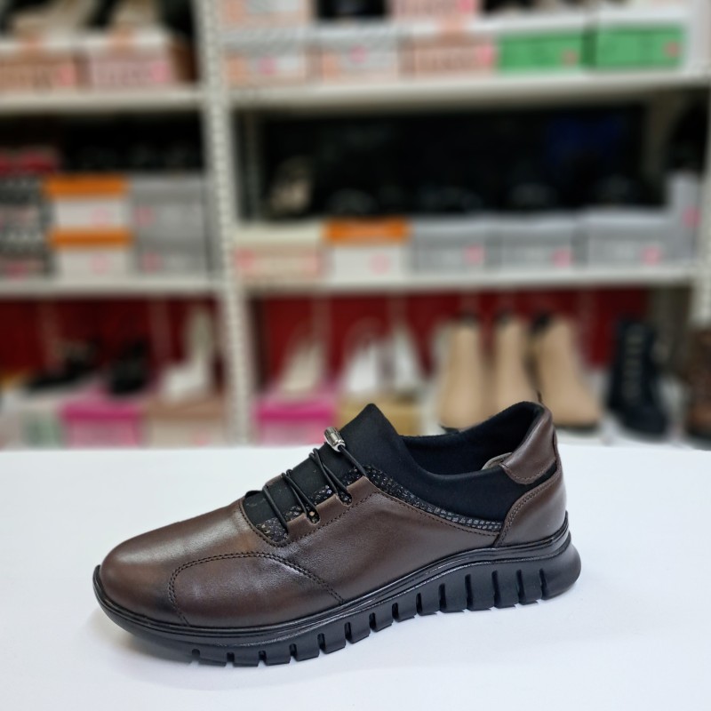 Ayak trendi ortopedik deri kauçuk taban kadın ayakkabı kahverengi