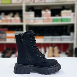 Su perisi beyaz detaylı kız çocuk bot siyah