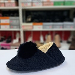 Pofuduk kadın ev patiği siyah