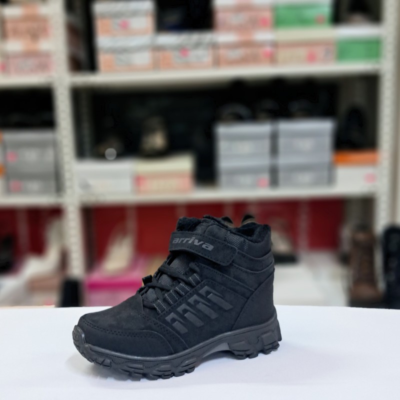 Arriva cırtlı erkek çocuk bot siyah