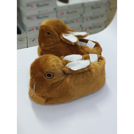 Tavşan detaylı kız çocuk ev patiği kahve