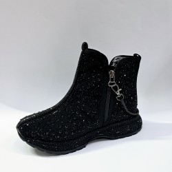 Paris taş detaylı içi yünlü kadın bot siyah