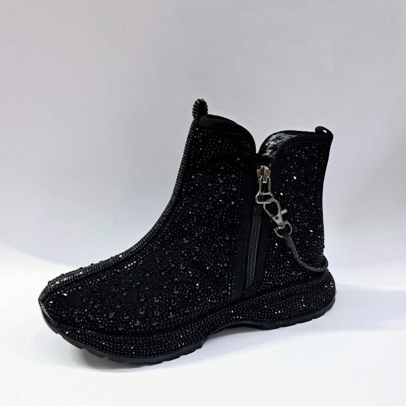 Paris taş detaylı içi yünlü kadın bot siyah