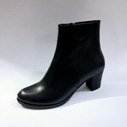 Paris deri kadın topuklu bot siyah