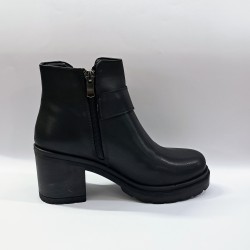 Su perisi kemer detaylı kadın topuklu bot siyah