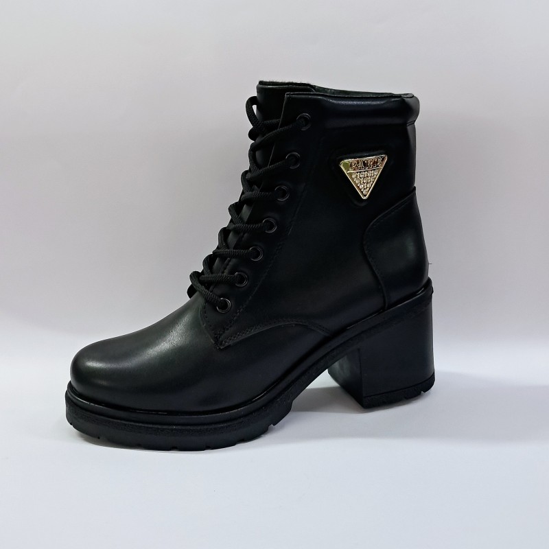 Su perisi bağcıklı ve fermuarlı kadın topuklu bot siyah