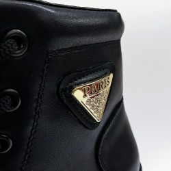 Su perisi bağcıklı ve fermuarlı kadın topuklu bot siyah