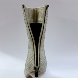 Tarhan taş detaylı süet kadın topuklu bot krem