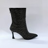 Tarhan taş detaylı süet kadın topuklu bot siyah