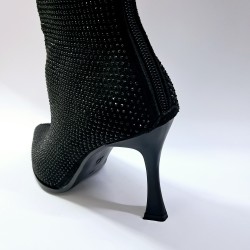 Tarhan siyah taş detaylı süet kadın topuklu bot siyah