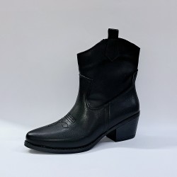 Şanzelize kadın kovboy bot siyah