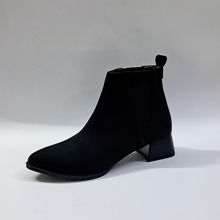 Su perisi nubuk kadın bot siyah