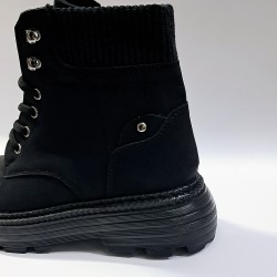 Su perisi bağcıklı kadın bot siyah