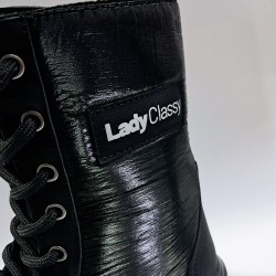 Lady classy parlak görünümlü kadın bot siyah