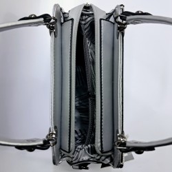 Label taş detaylı kadın kol çantası gümüş