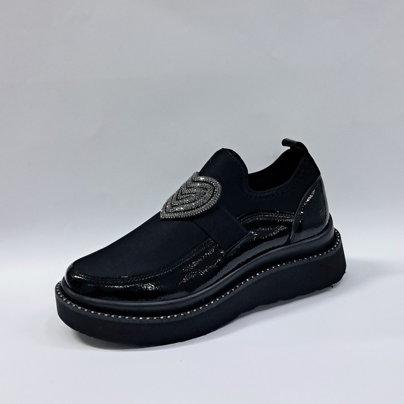 Paris kalp detaylı kadın ayakkabı siyah