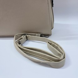 Label taş detaylı kadın kol çantası bej