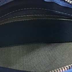 Label parlak kumaş taş detaylı kadın kol çantası gece mavisi