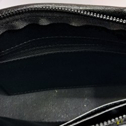 Label parlak kumaş taş detaylı kadın kol çantası siyah