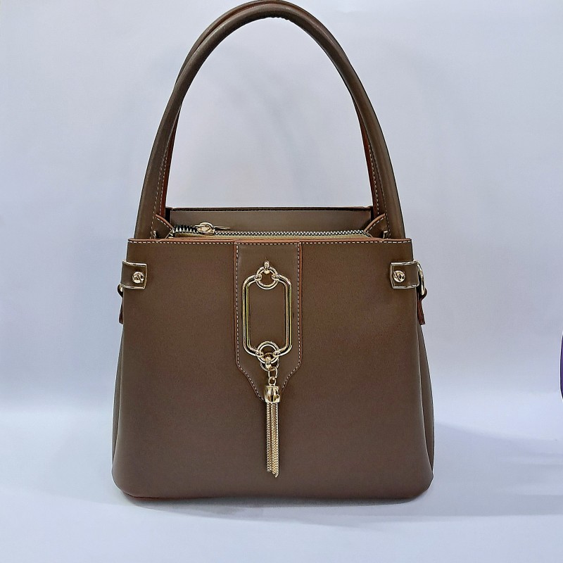 Label püsküllü kadın kol çantası sütlü kahve