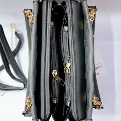 Label pötikare desenli zincir askılı kadın kol çantası gri