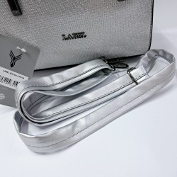 Label simli kumaş abiye kol çantası gümüş