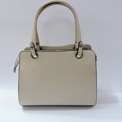 Label taş detaylı krinkıl görünümlü kadın kol çantası bej