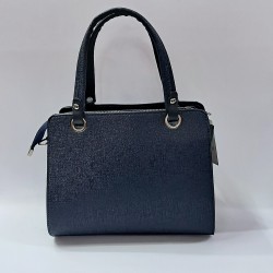 Label taş detaylı krinkıl görünümlü kadın kol çantası gece mavisi