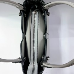 Label dikiş detaylı kadın kol çantası açık gri