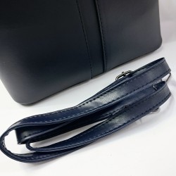 Label dikiş detaylı kadın kol çantası lacivert