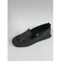 Taş detaylı içi yünlü kadın babet ayakkabı siyah