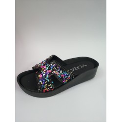 Voga renkli taşlı dolgu topuk kadın terlik siyah