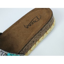 Pienn renkli taş detaylı hasır görünümlü tek bant kadın terlik