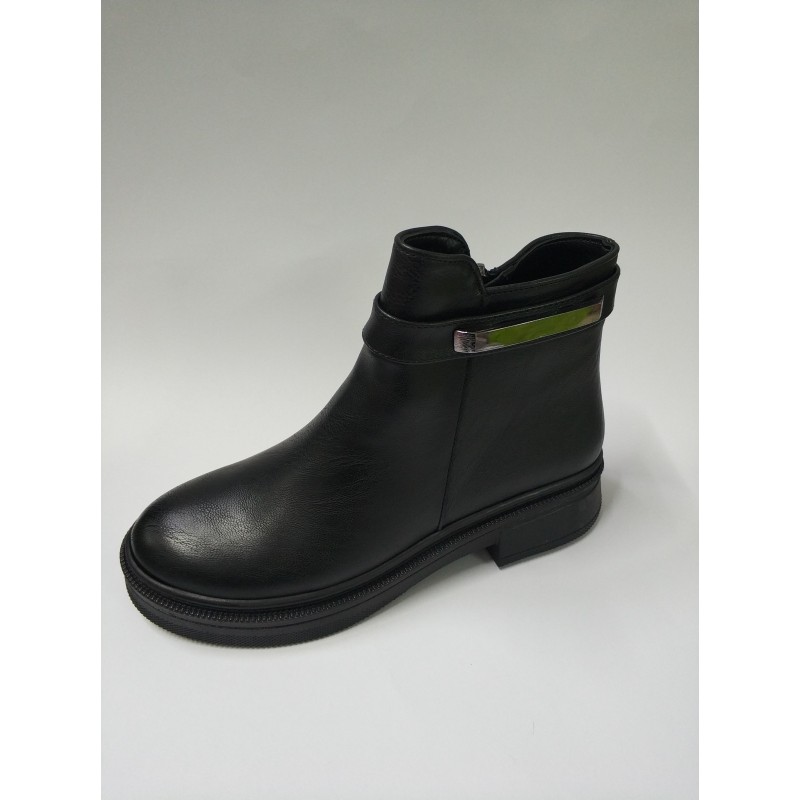 Ceylanlar nubuk toka detaylı kadın bot siyah