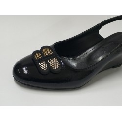 Paris gold toka detaylı dolgu topuk kadın ayakkabı rugan siyah