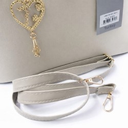 Label anahtarlıklı kadın kol çantası bej