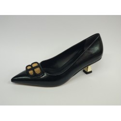 Paris minik Topuk gold toka detaylı kadın ayakkabı siyah